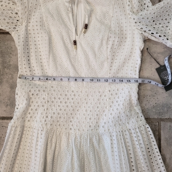 Vince Camuto Woman's Dress White V-Neck 3/4 Sleeve Eyelet Lace A-Line Dress - Picture 16 of 17